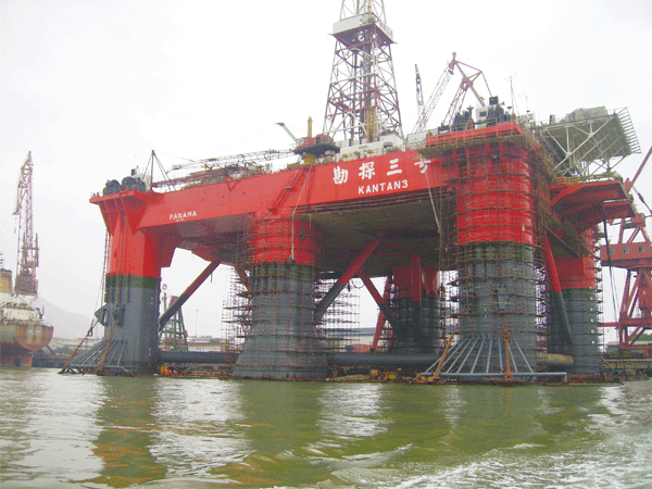 “勘探三号”半潜平台 特涂